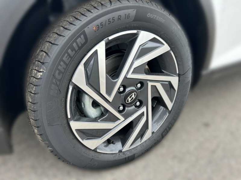 Bayon GO Plus 1.0 T-GDI DCT y5bu3 - 9