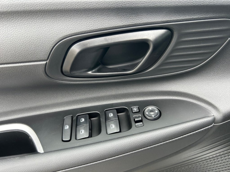 Bayon GO Plus 1.0 T-GDI DCT y5bu3 - 12