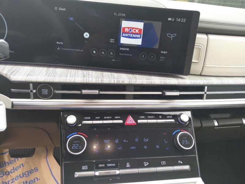 Santa Fe (MX5) Prestige Line 1.6 T-GDI PHEV 4WD - 25