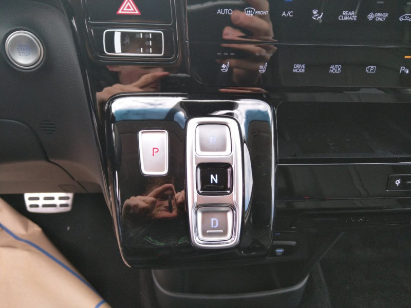 STARIA Bus HEV Prestige Line 1.6 T-GDi HEV - 16