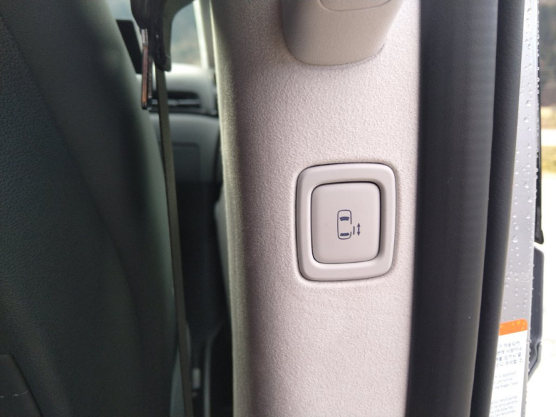 STARIA Bus HEV Prestige Line 1.6 T-GDi HEV - 21