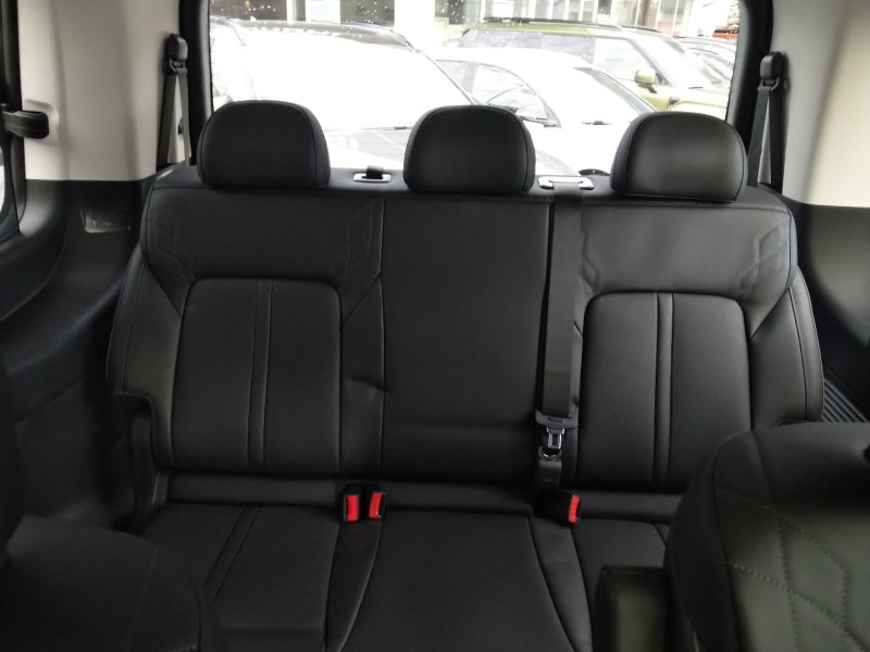 STARIA Bus HEV Prestige Line 1.6 T-GDi HEV - 26