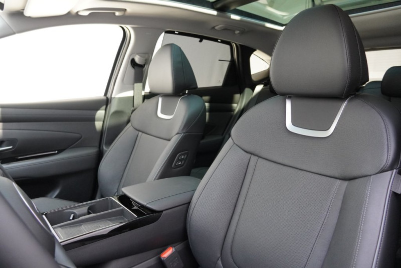 Tucson NX4 Prestige Line 1,6 T-GDi HEV 4WD AT t5hp - 17