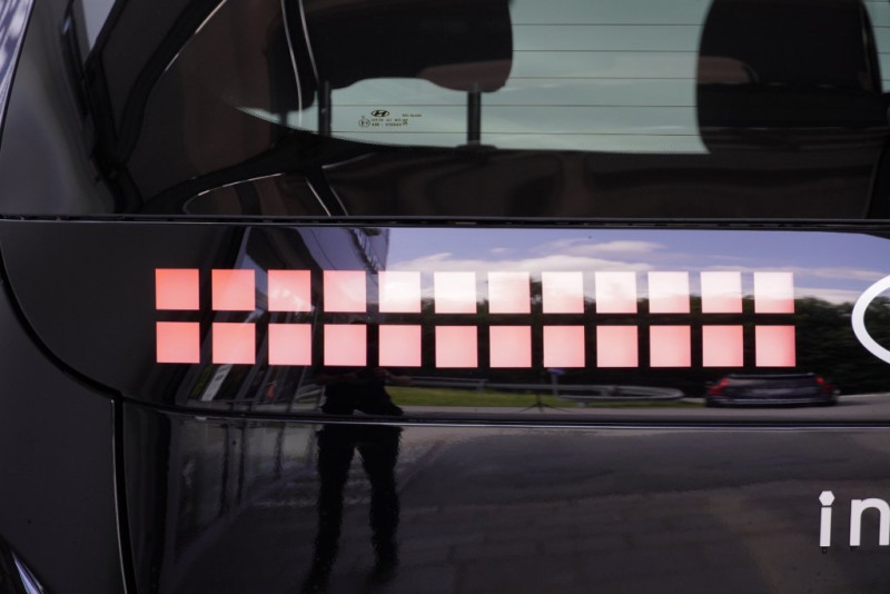 INSTER Trend Line 49kWh r5t42-P3/5-O1/5 - 11