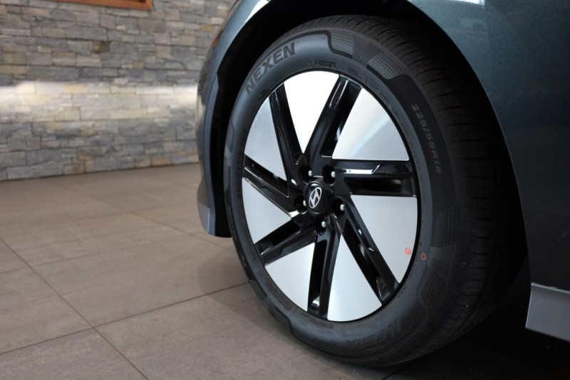 IONIQ 6 TOP LINE 77,4 kWh 4WD i65t2 - 15