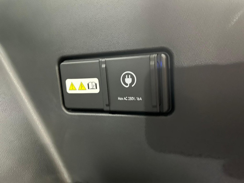 IONIQ 9 Calligraphy 110 kWh 4WD Performance 96c62-P3-O1/2 - 8