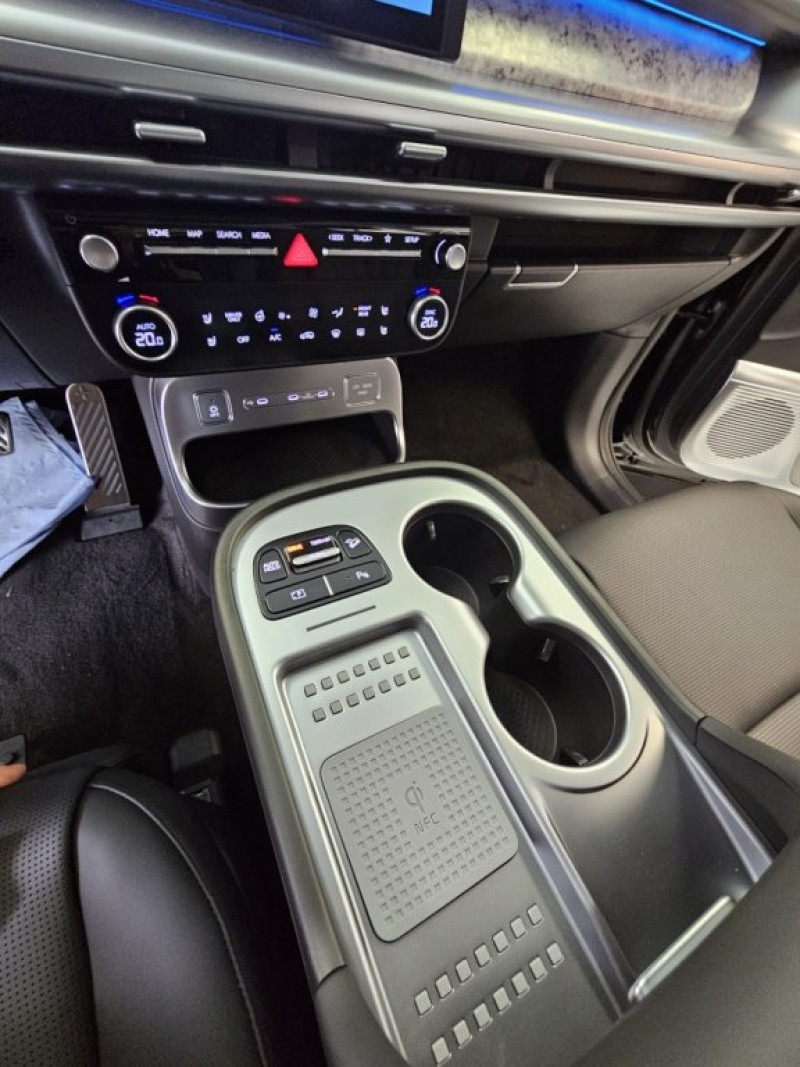 IONIQ 9 Calligraphy 110 kWh 4WD 96c61-P3-O1/2 - 9