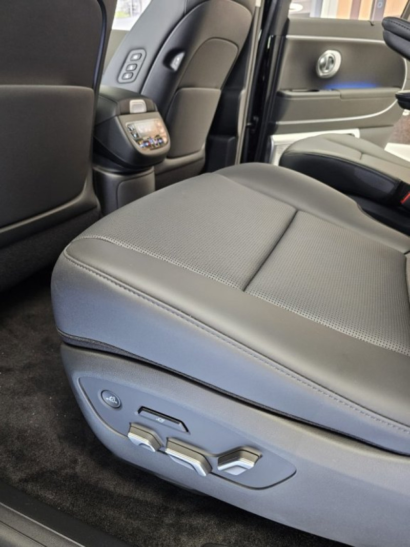 IONIQ 9 Calligraphy 110 kWh 4WD 96c61-P3-O1/2 - 15