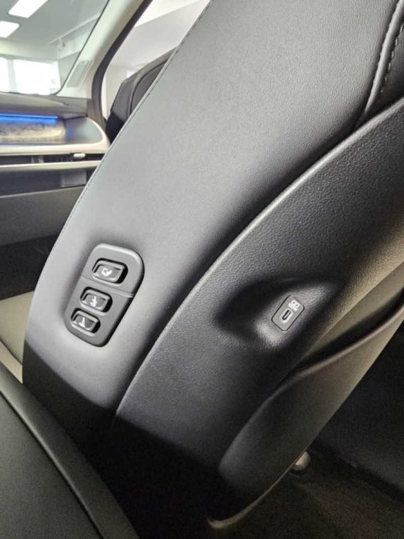 IONIQ 9 Calligraphy 110 kWh 4WD 96c61-P3-O1/2 - 17