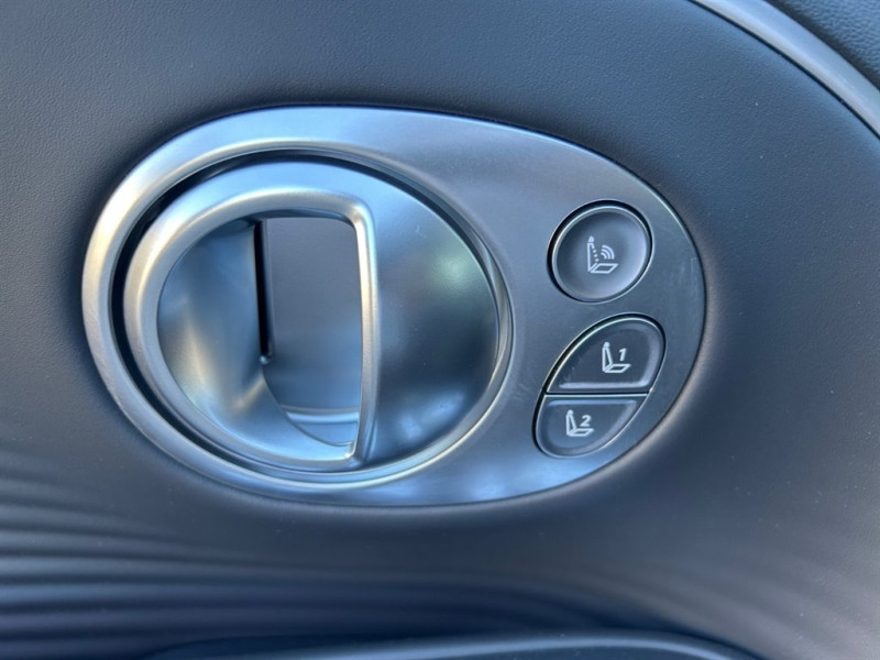 IONIQ 9 Prestige Line 110 kWh 4WD 96p72-O1/2 - 16