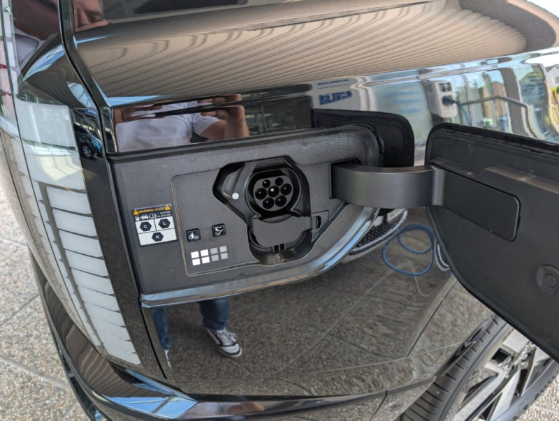 IONIQ 9 Prestige Line 110 kWh 2WD 96p71-O2 - 8