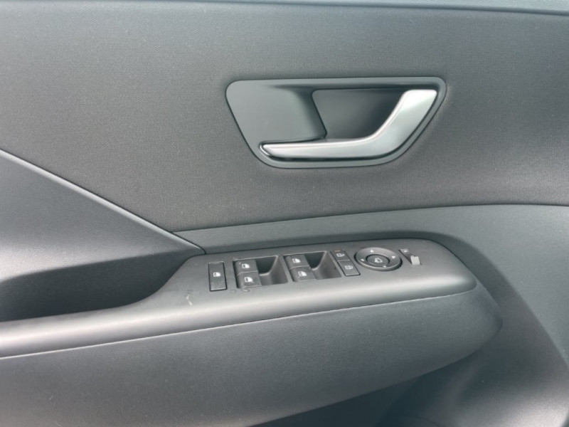 Kona (SX2) GO Plus 1.6 T-GDI 2WD DCT k5bu2 - 12