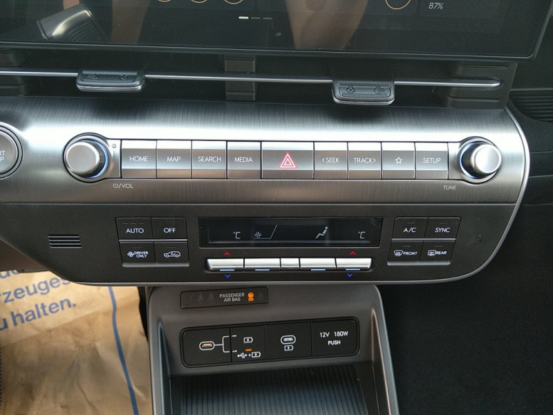 KONA EV (SX2) GO AUT 65,4 kWh WÄRMEP DACH SW TECHP - 16