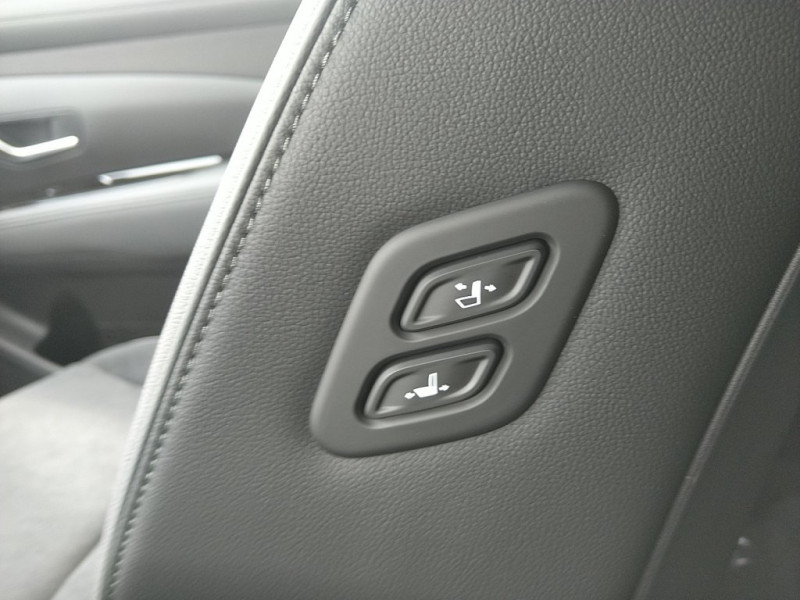 Tucson NX4 20th Anniversary 1,6 T-GDi PHEV 4WD AT - 11