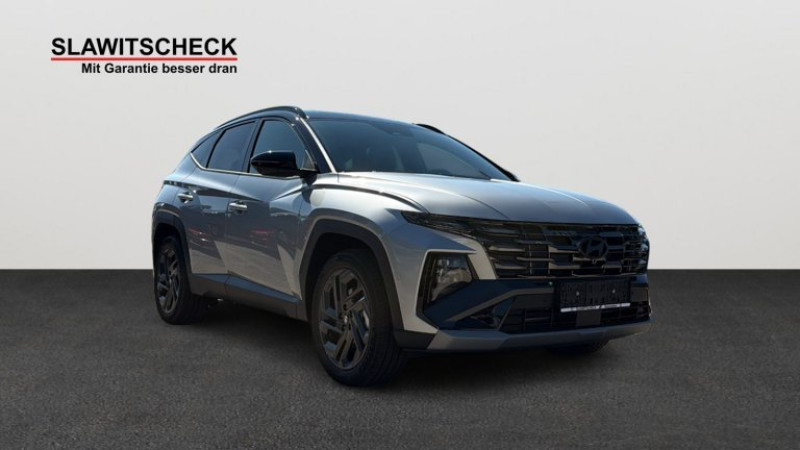 Tucson NX4 20th Anniversary 1,6 T-GDi HEV 4WD AT t - 11