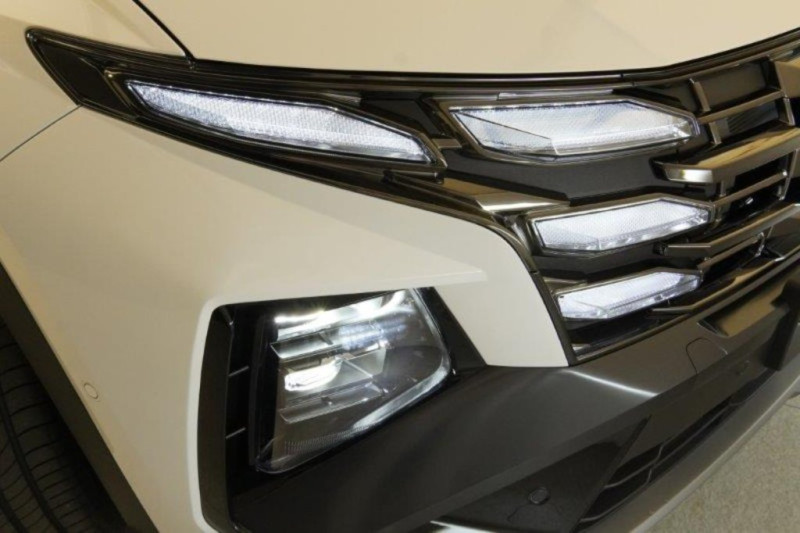 Tucson NX4 20th Anniversary 1,6 T-GDi HEV 4WD AT t - 3