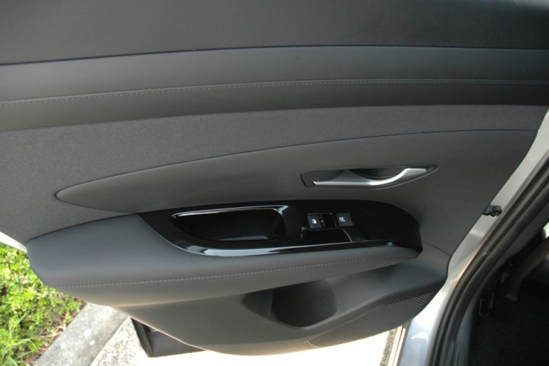 Tucson NX4 GO Plus 1,6 T-GDi HEV 4WD AT t5hu2-PP1-OO3 - 9