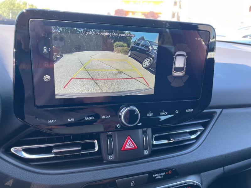 i30 Kombi - GO Plus Automatik - 21