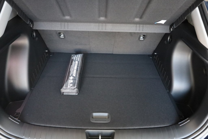 KONA EV (SX2) Smart Line 48,6 kWh k6es1-OO5 - 16