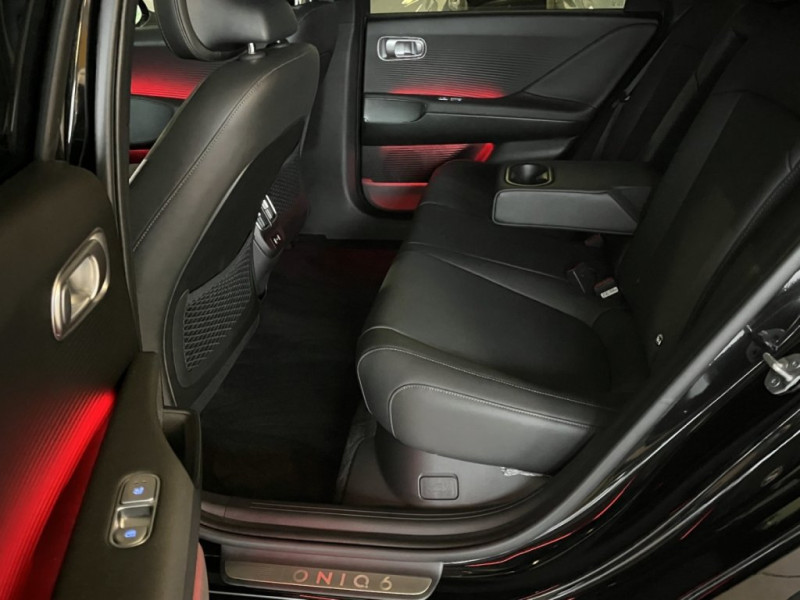 IONIQ 6 TOP LINE 77,4 kWh 4WD i65t2 - 16
