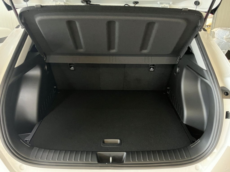 KONA EV (SX2) Smart Line 48,6 kWh k6es1-PP6-OO2/O4/O5 - 17