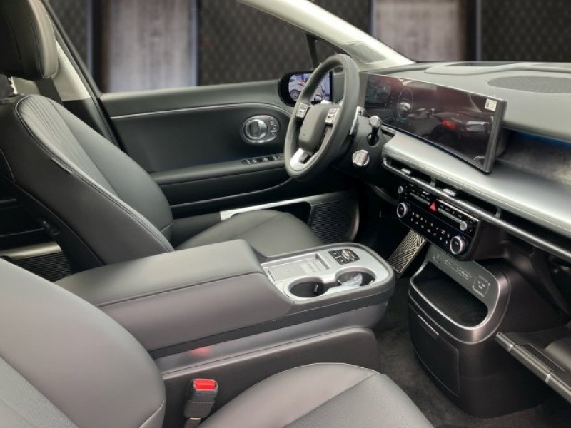 IONIQ 9 Calligraphy 110 kWh 4WD 96c71-O1/2/3 - 4