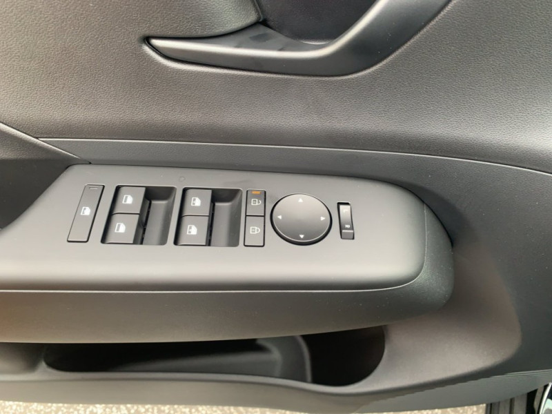 Kona 1,6 GDI HEV Smart Line DCT - 11