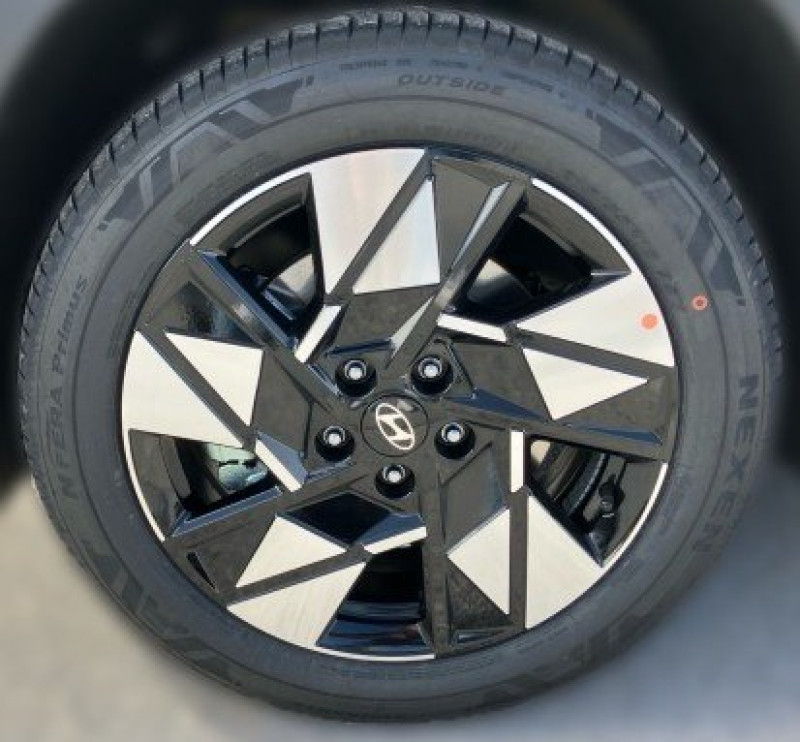 Kona (SX2) GO Plus 1.6 T-GDI 4WD DCT - 4