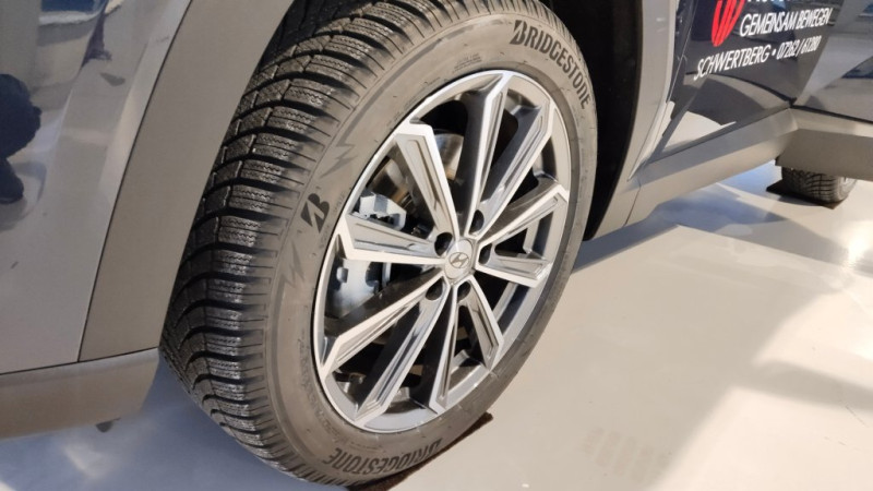 Tucson NX4 Jubile 1,6 T-GDi HEV 2WD AT t6hj1 - 7