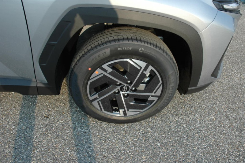 Tucson NX4 Jubile 1,6 T-GDi HEV 4WD AT t6hj2 - 3