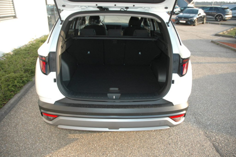 Tucson NX4 Jubile 1,6 T-GDi HEV 4WD AT t6hj2 - 6