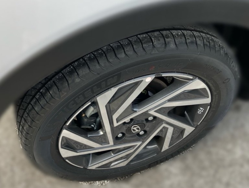 Bayon GO Plus 1.0 T-GDI DCT - 3