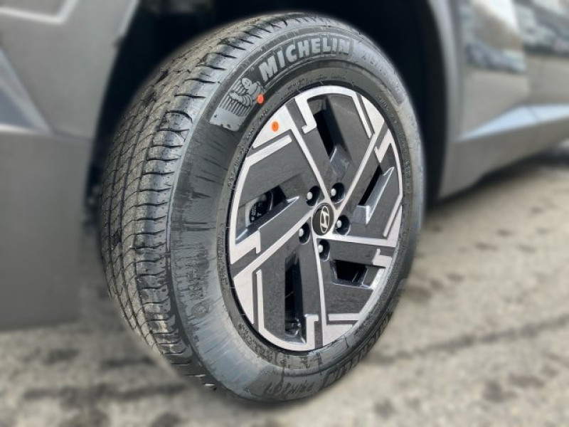 Tucson NX4 Jubile 1,6 T-GDi HEV 4WD AT - 4