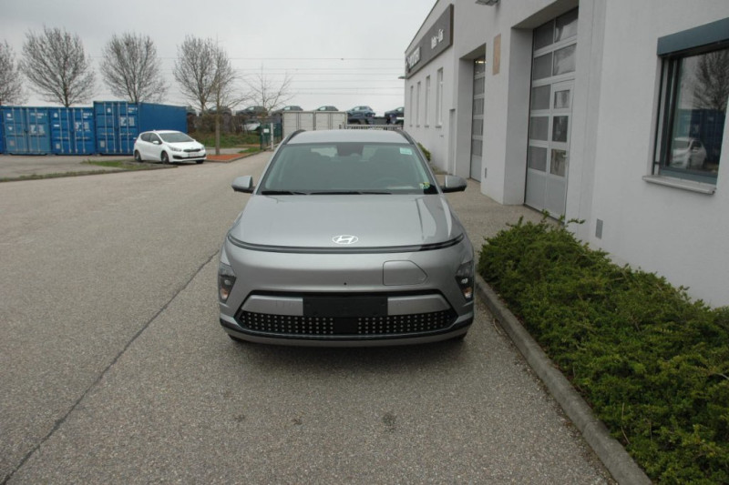 KONA EV (SX2) Smart Line 48,6 kWh k6es1-PP1-OO5 - 2