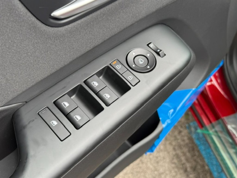 KONA EV (SX2) Smart Line 64,8 kWh k7es2-P20/21-O20 - 4