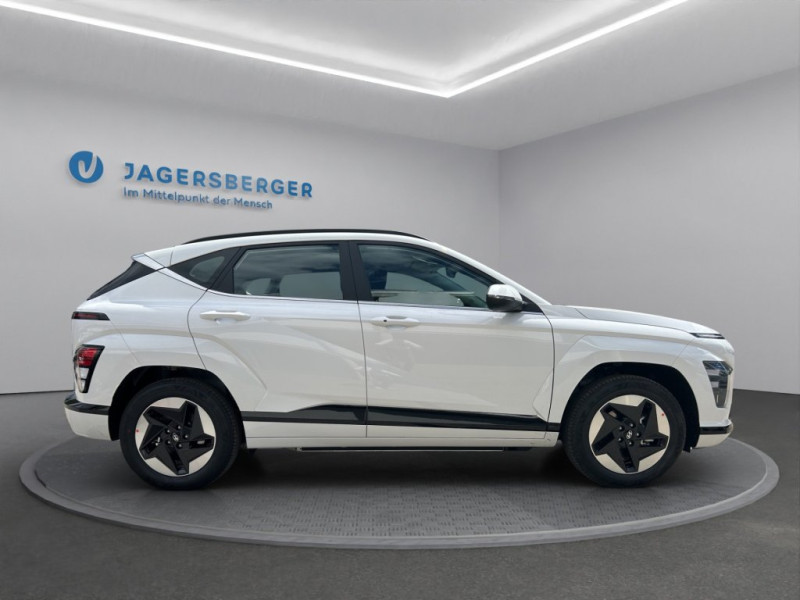 KONA EV (SX2) Smart Line 64,8 kWh k7es2-P20-O20 - 3