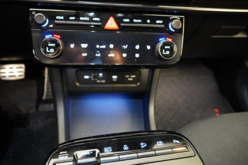Tucson NX4 N Line 1,6 T-GDi PHEV 4WD AT t7pl2-P22/ - 12