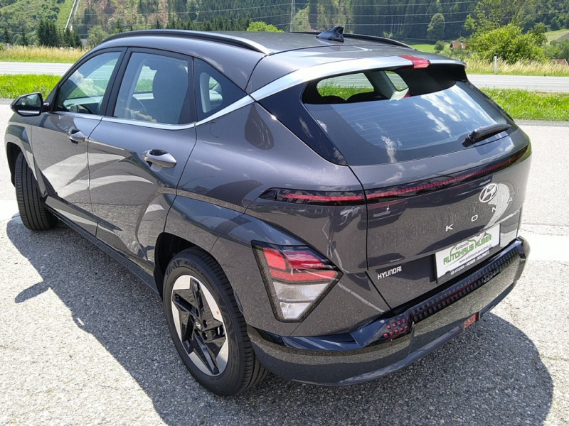 KONA EV (SX2) Smart Line 64,8 kWh k7es2-P20-O20 - 3