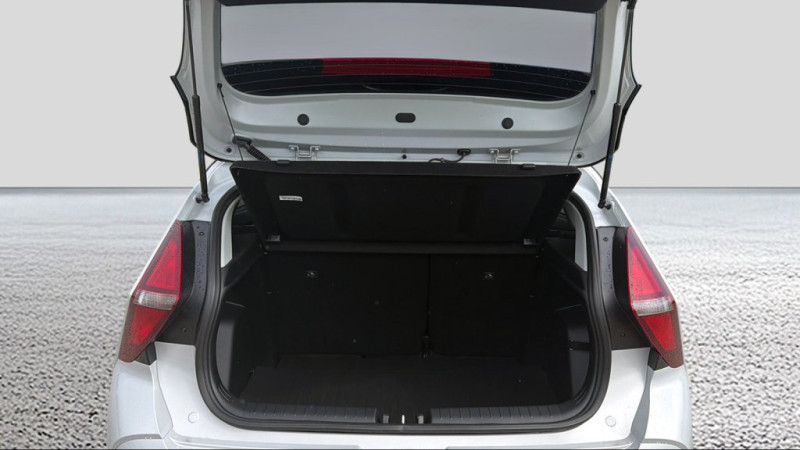 Bayon GO 1.0 T-GDI DCT inkl. Licht Paket und schwarzes Dach - 10