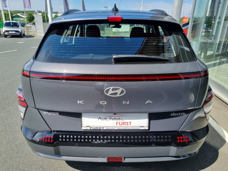 KONA EV (SX2) Smart Line 64,8 kWh k7es2-P20/22-O20 - 3
