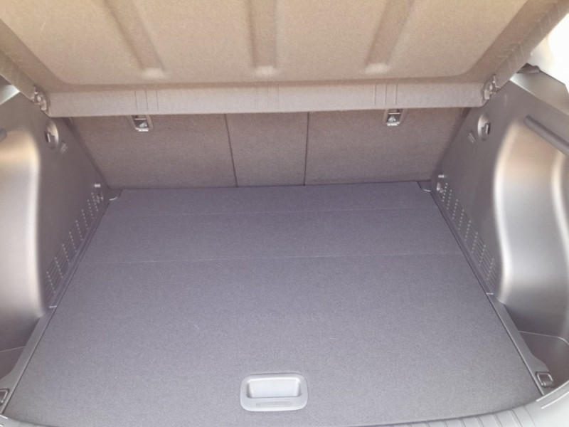 Kona HEV (SX2) Smart Line 1.6 GDI 2WD HEV k7hs1 - 15