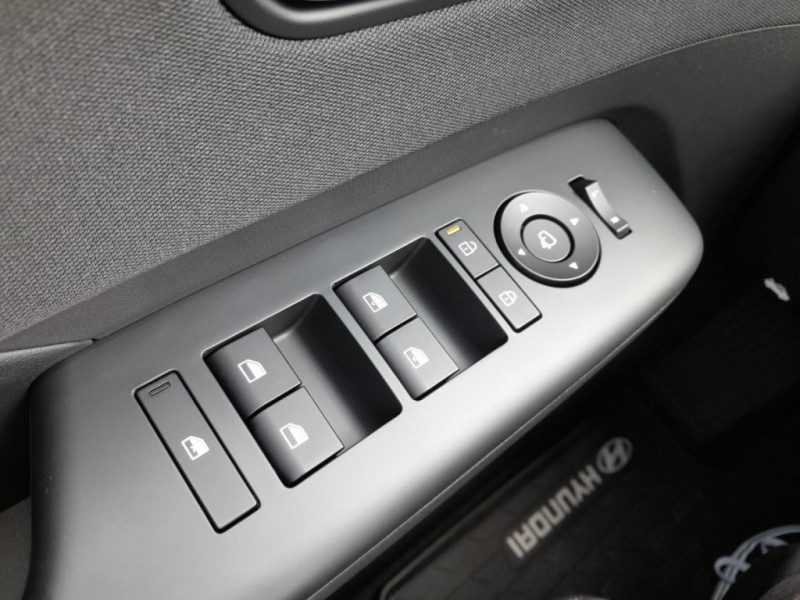 KONA EV (SX2) Smart Line 48,6 kWh k7es1-P20-O20 - 23