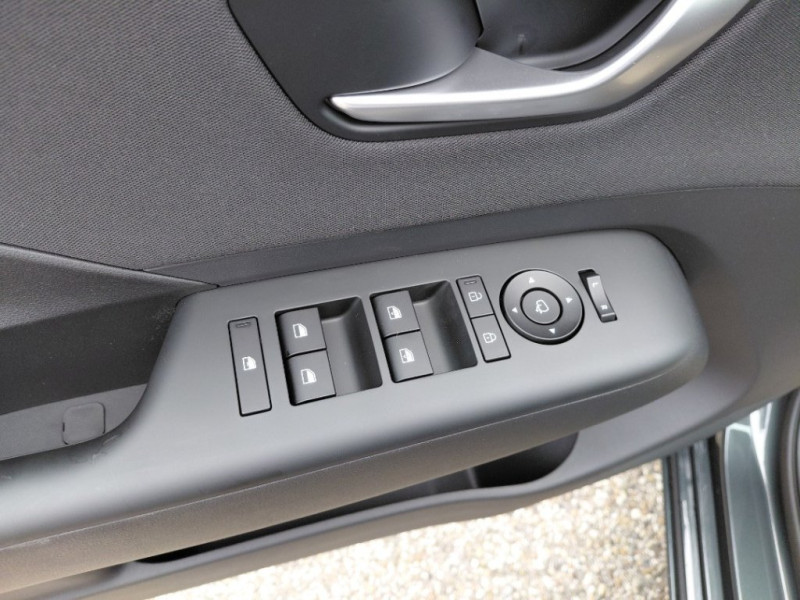 KONA EV (SX2) Smart Line 64,8 kWh k7es2-P20-O20 - 5