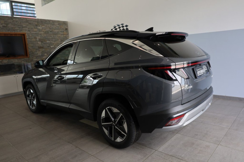 Tucson NX4 Comfort Line 1,6 T-GDi HEV 4WD AT t7hc2 - 2