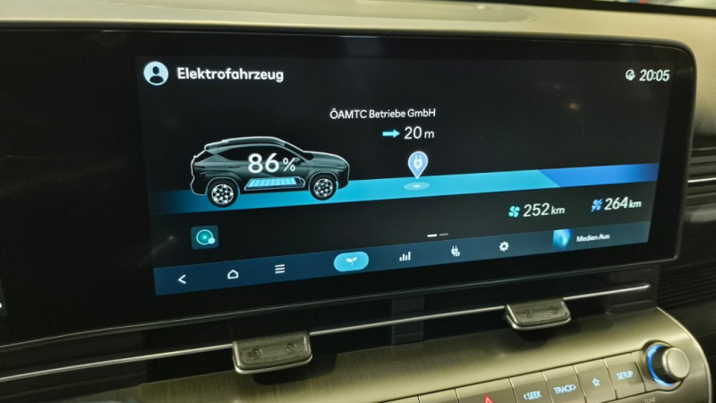 KONA EV (SX2) Smart Line 48,6 kWh k7es1-P20/22-O20 - 16