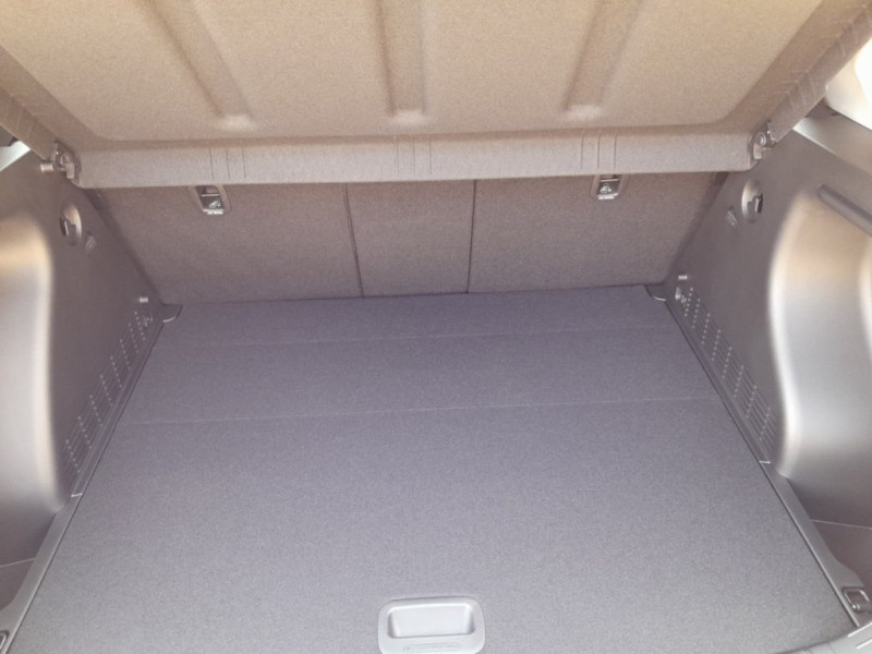 Kona HEV (SX2) Smart Line 1.6 GDI 2WD HEV k7hs1 - 15
