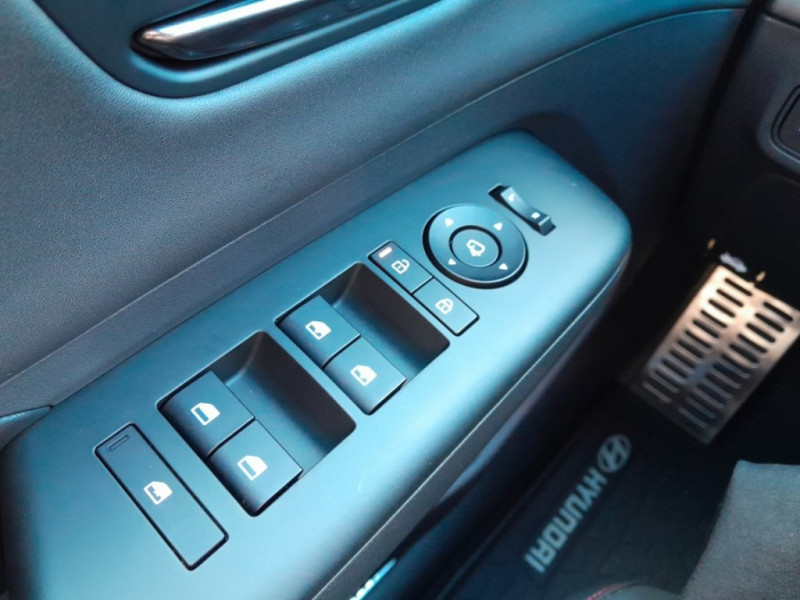 KONA EV (SX2) N-Line 64,8 kWh k7el2-P22/27 - 24