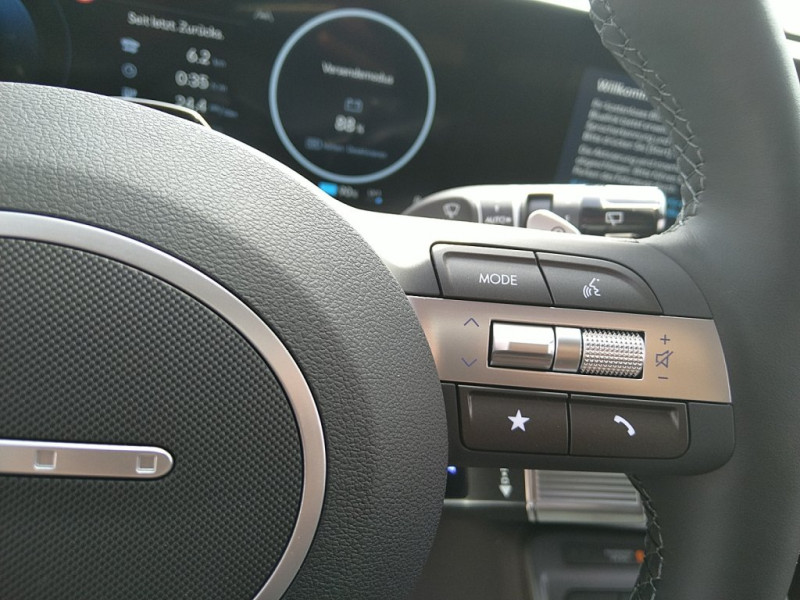 KONA EV (SX2) GO 64,8 kWh V2L WP - 12