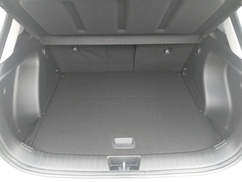 KONA EV (SX2) GO 64,8 kWh Tech WP - 6
