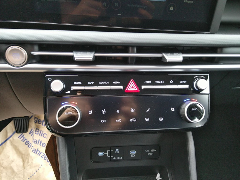 Tucson NX4 Smart Line 1,6 T-GDi 2WD Winterp. Klimaaut. - 11